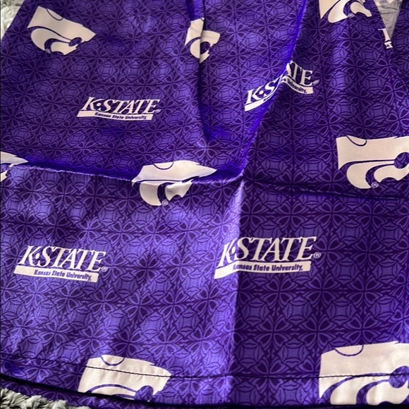 New with tags Women’s Medium Kansas State University Pajamas - Picture 3 of 5